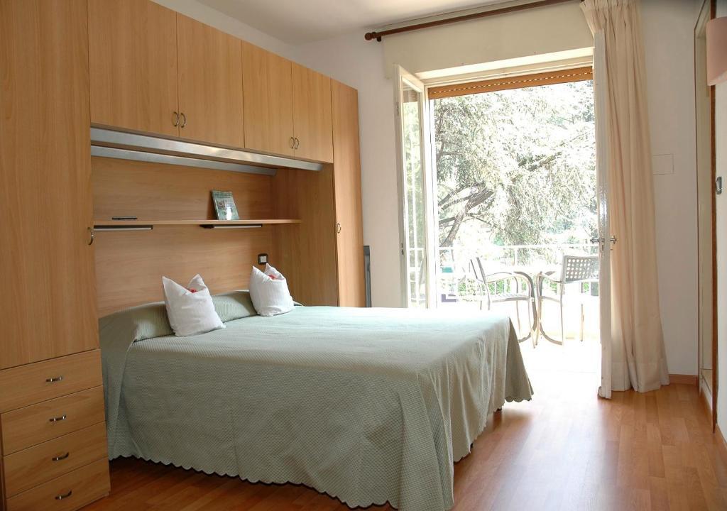 Hotel Elisabetta Torbole Sul Garda Phòng bức ảnh